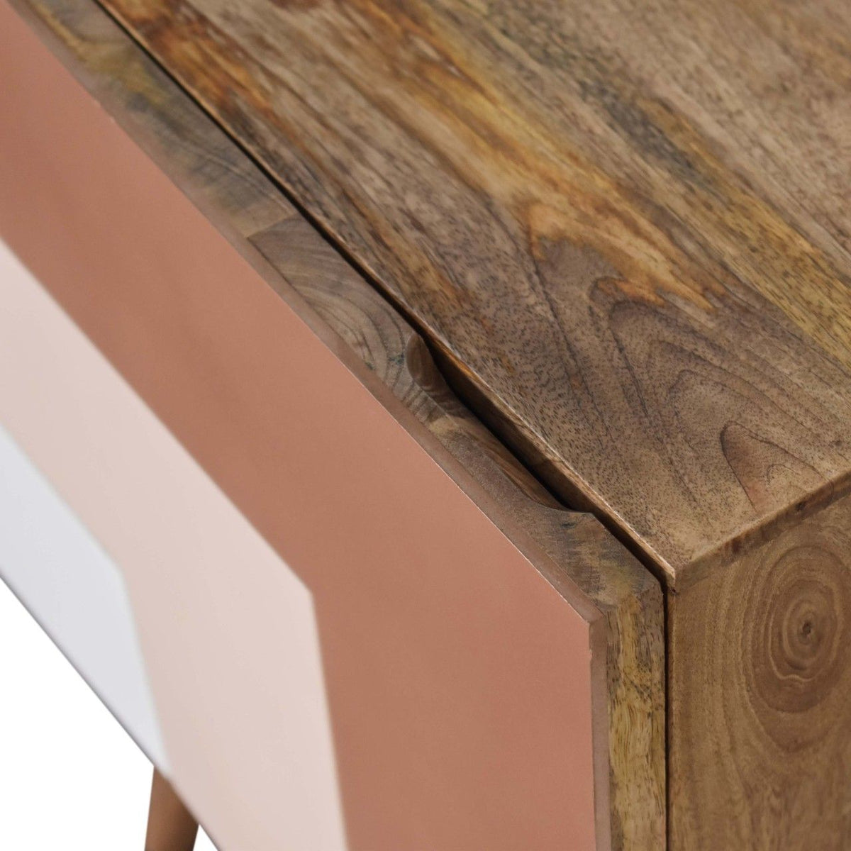 IN1575 - Quebec Brown Bedside